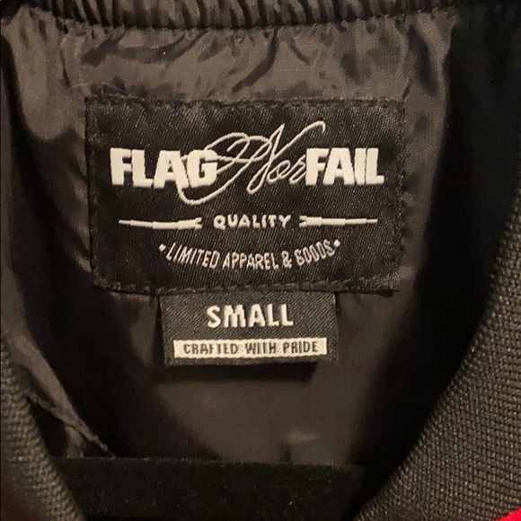 Flag nor fail vest - Picture 3 of 3